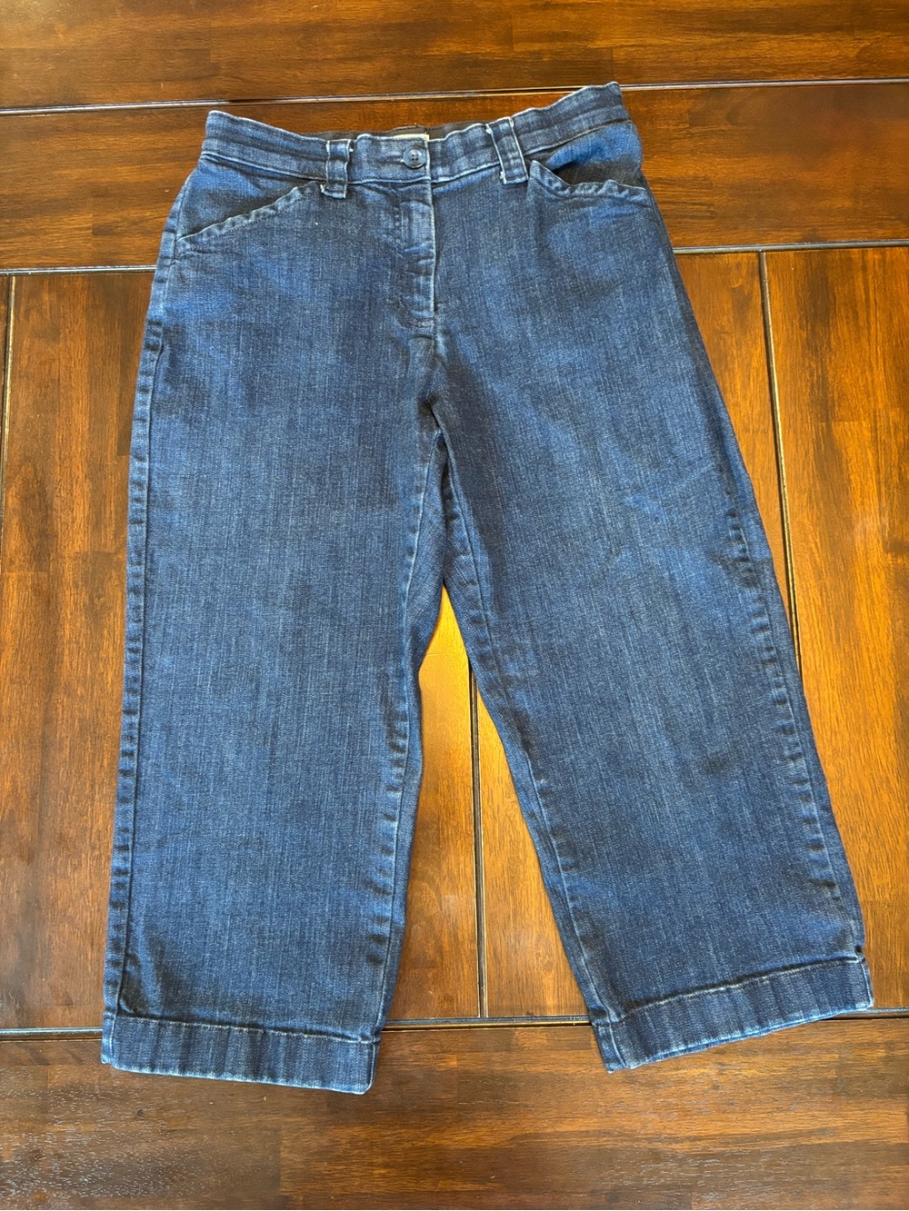 L.L. Bean Classic Fit Women's Dark Wash Denim Blue Cropped Capri Jeans Size 8P
